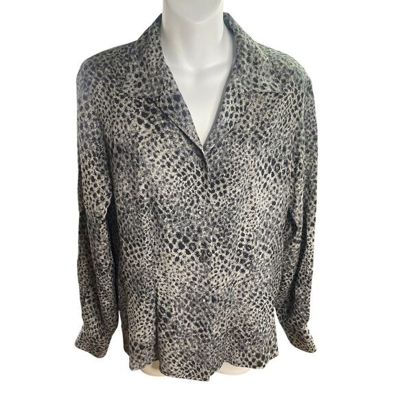 Vintage Talbots Pure Silk Gray Animal Print Button Up Blouse Size 8 Petite - Picture 1 of 5